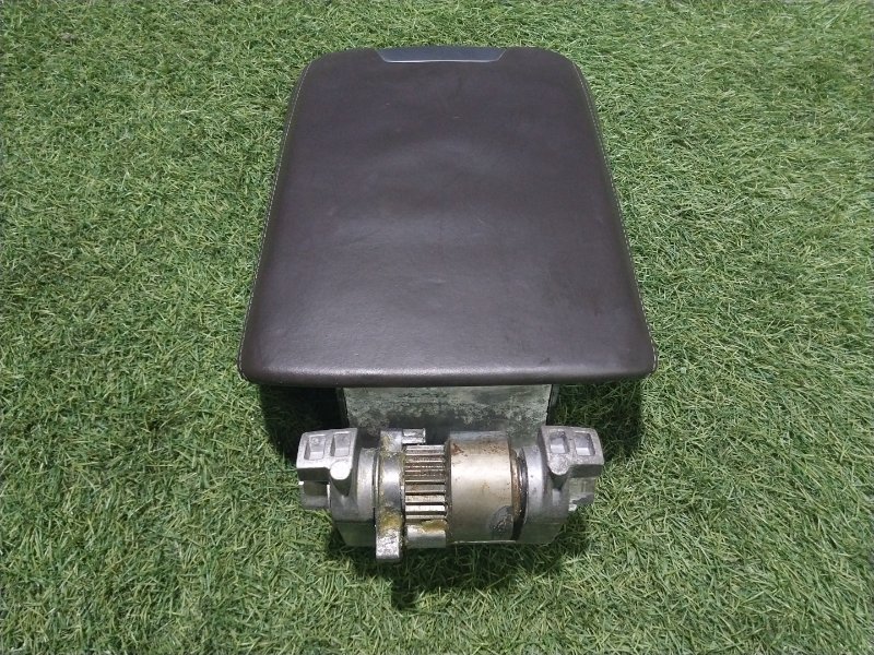 Подлокотник