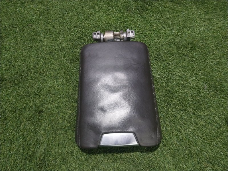 Подлокотник