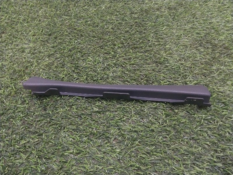 Накладка стойки