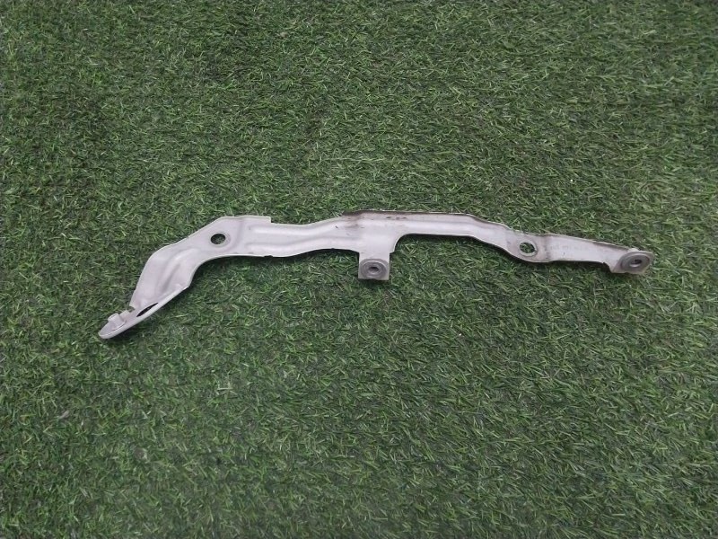 Кронштейн крепления крыла