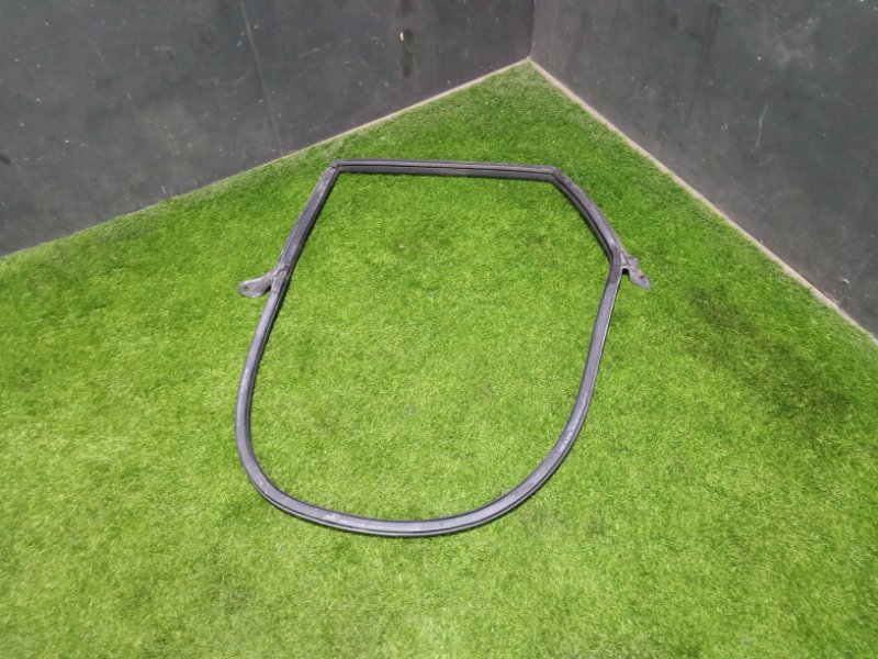 Уплотнитель двери