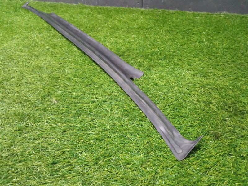 Накладка двери багажника