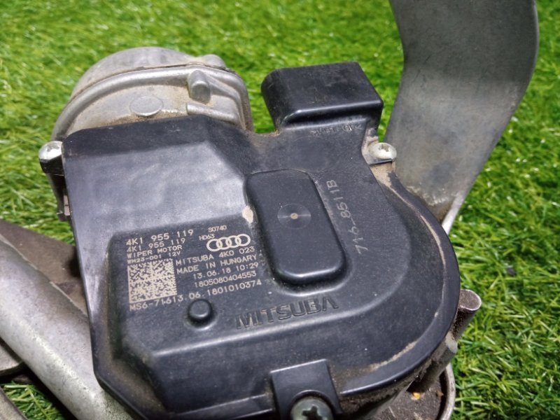 Трапеция стеклоочистителей