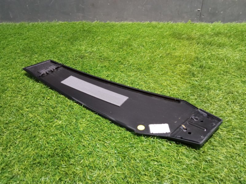 Накладка стойки