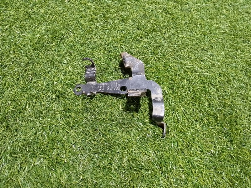 Кронштейн крепежный