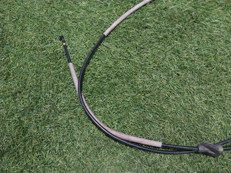 Трос открывания капота