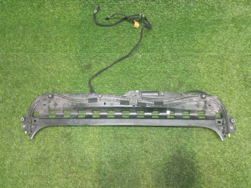 Кузовной элемент