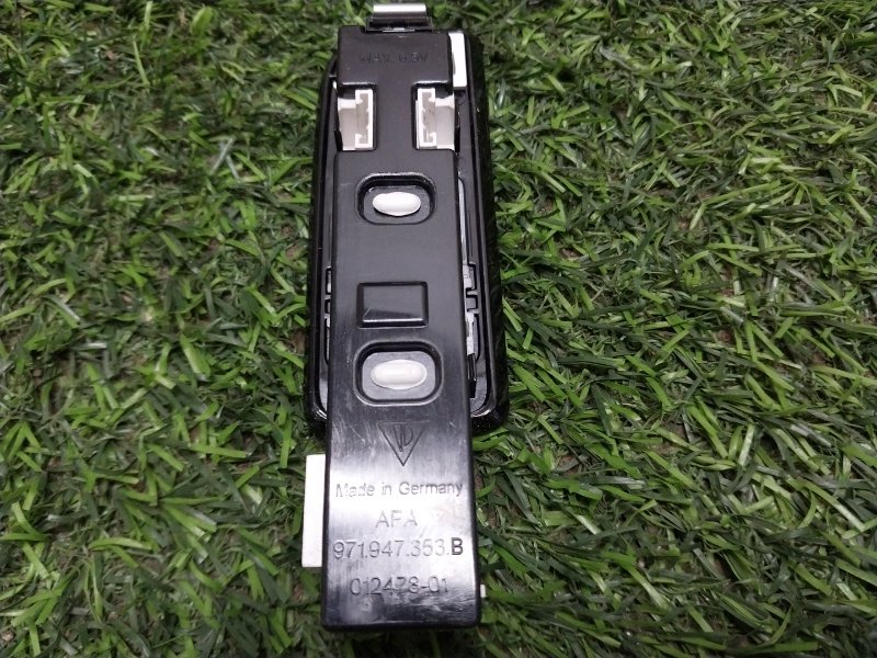 Плафон салонный