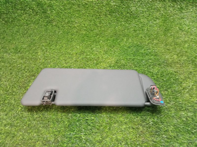 Козырек солнцезащитный