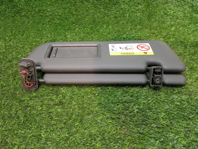 Козырек солнцезащитный