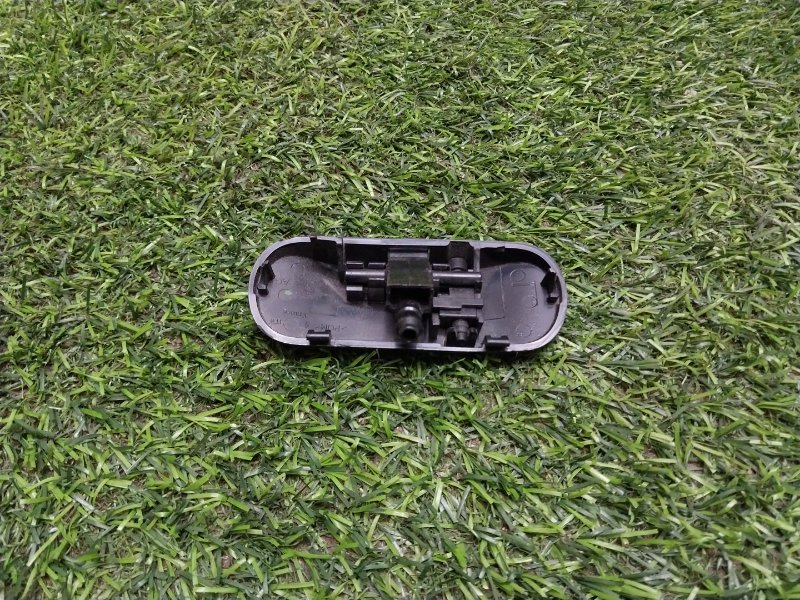 Форсунка омывателя лобового стекла