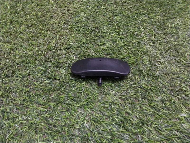 Форсунка омывателя лобового стекла