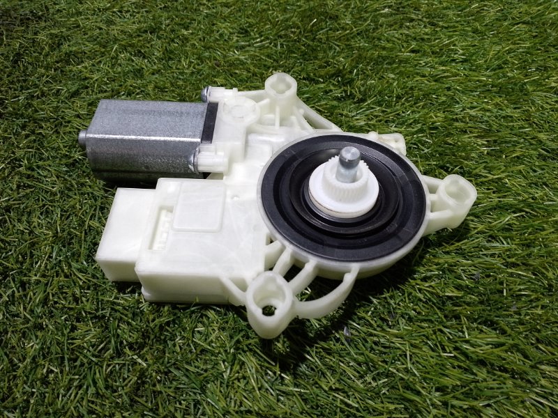 Моторчик стеклоподъемника