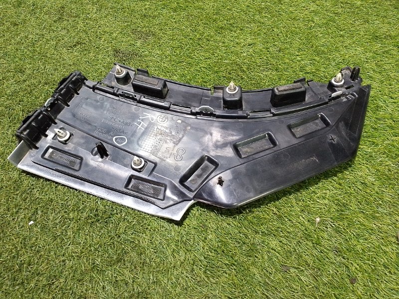 Накладка переднего крыла левого