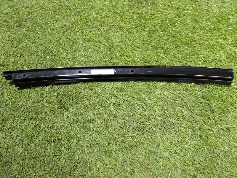 Молдинг задней правой двери