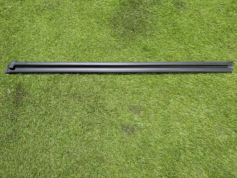 Уплотнитель (бархотка) стекла двери