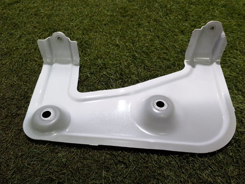 Кронштейн крепления крыла