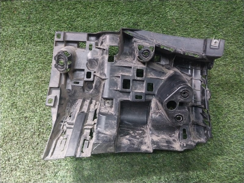 Кронштейн заднего бампера левый