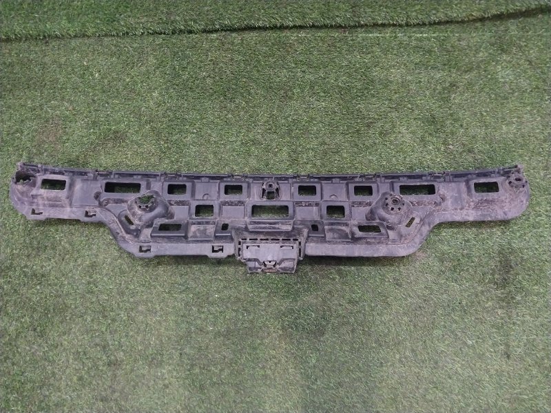 Кронштейн заднего бампера