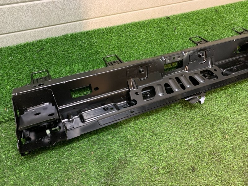 Траверса рамы поперечная