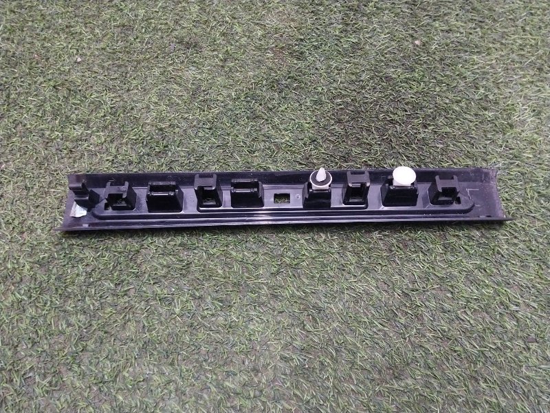 Накладка на порог (наружная)