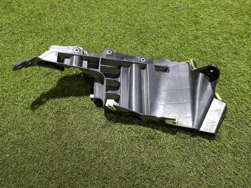 Пepeгopoдкa моторного oтсeка