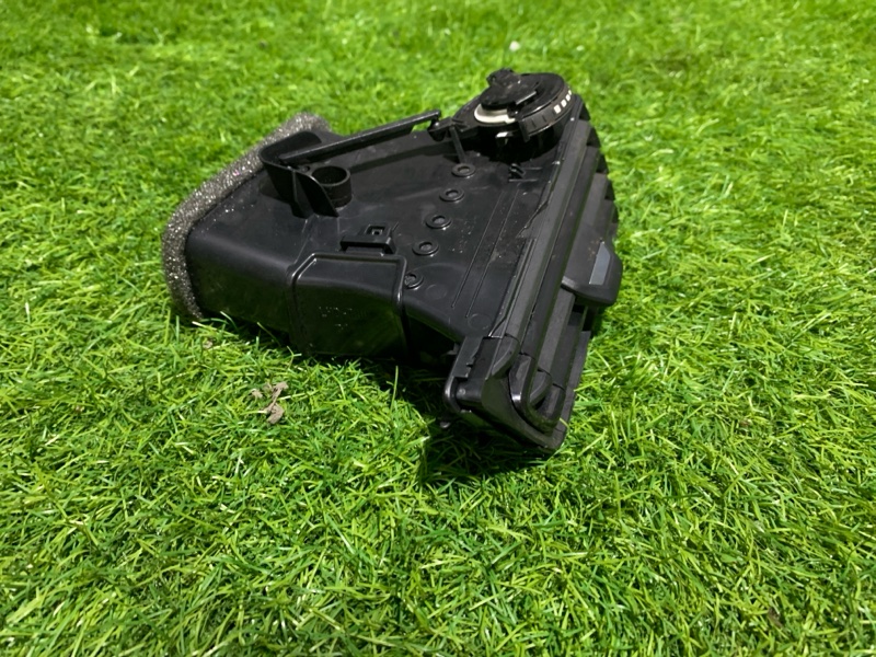 Дефлектор воздушный