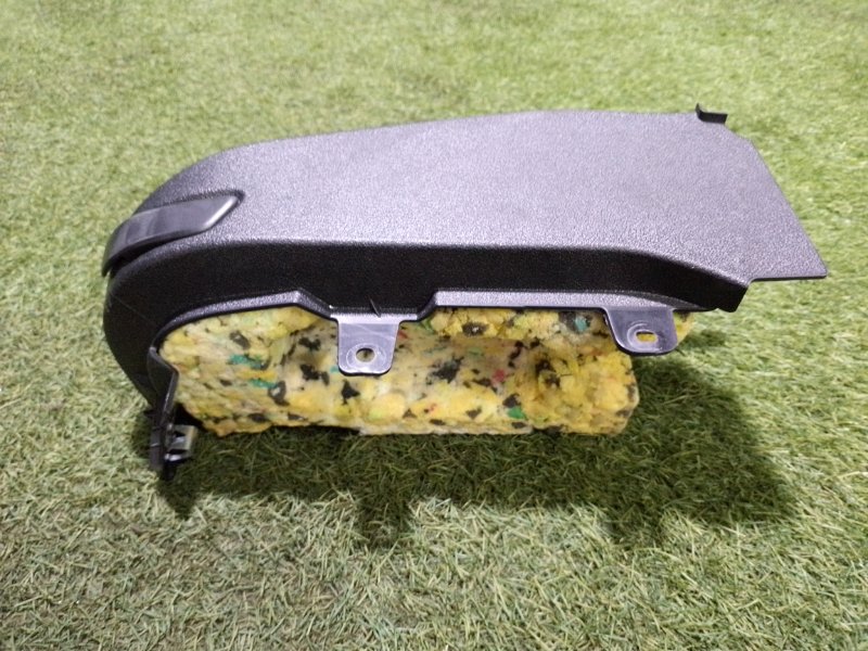 Направляющая ремня безопасности