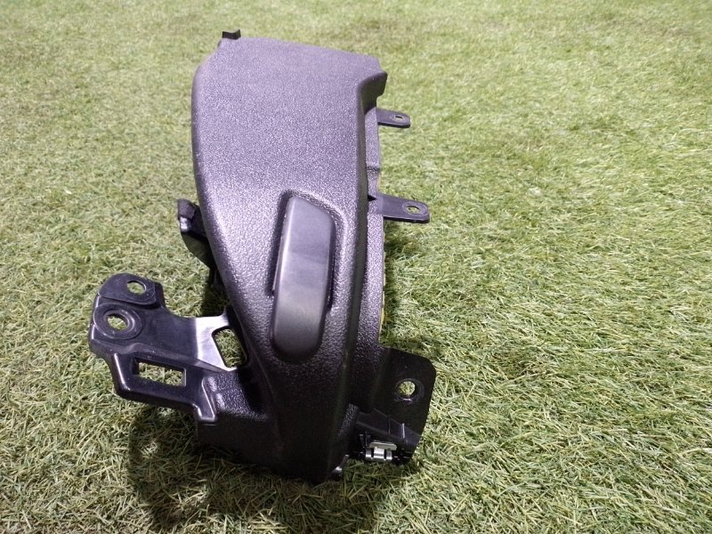 Направляющая ремня безопасности