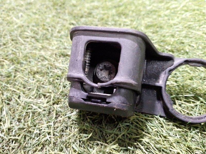 Обшивка двери багажника