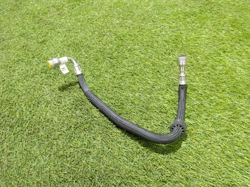 Трубка топливная