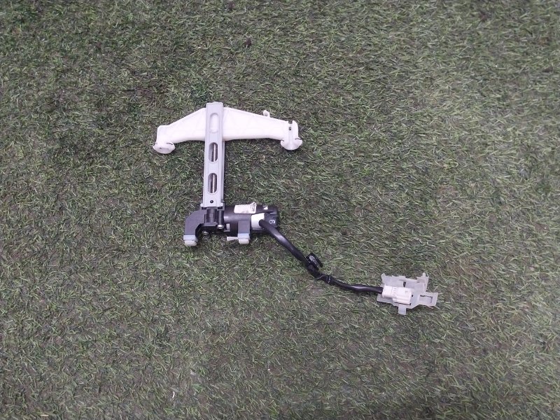 Механизм складывания подголовников