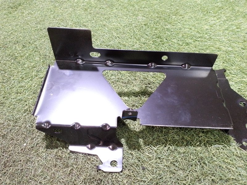 Кронштейн усилителя