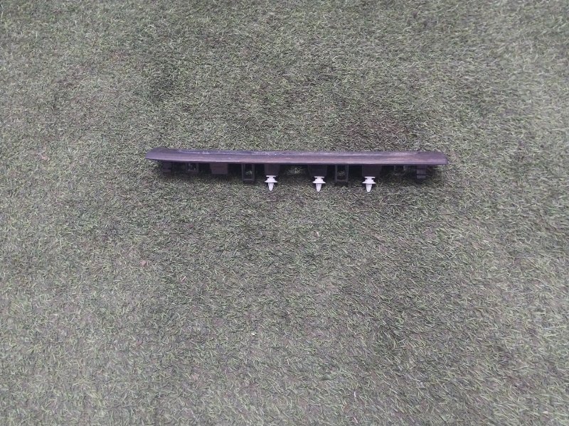 Накладка порога (внутренняя)