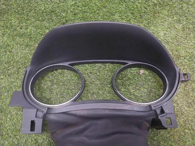 Кожух рулевой колонки