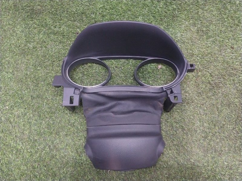 Кожух рулевой колонки