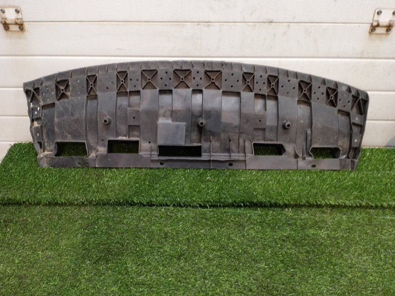 Пыльник двигателя