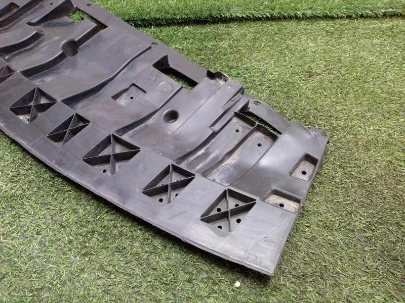 Пыльник двигателя