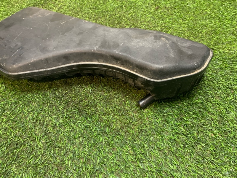 Резонатор воздушного фильтра