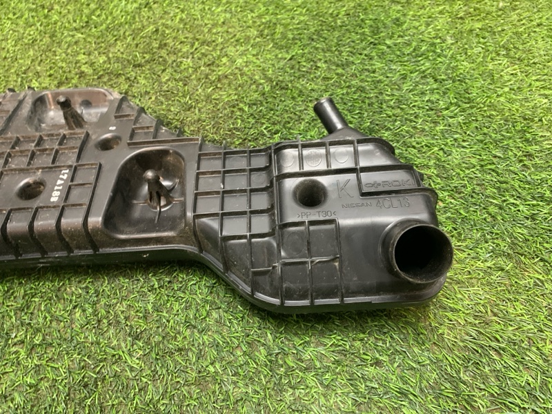 Резонатор воздушного фильтра