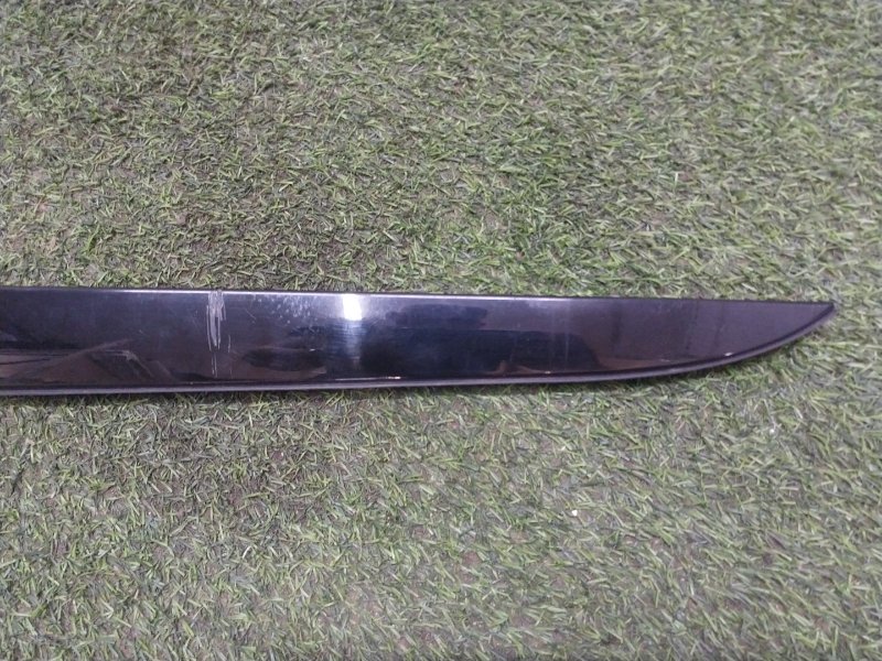 Накладка крышки багажника