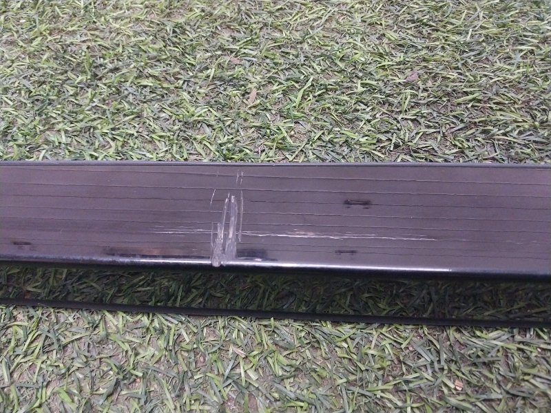 Накладка крышки багажника