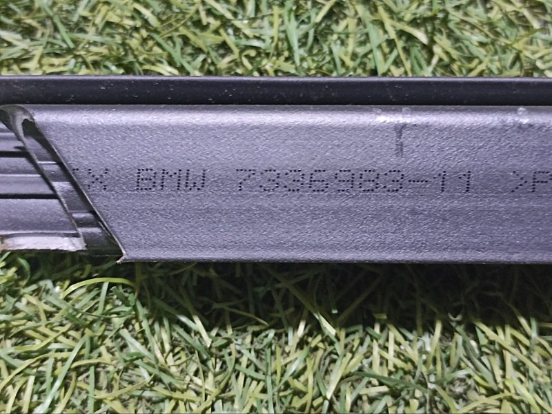 Уплотнитель стекла двери