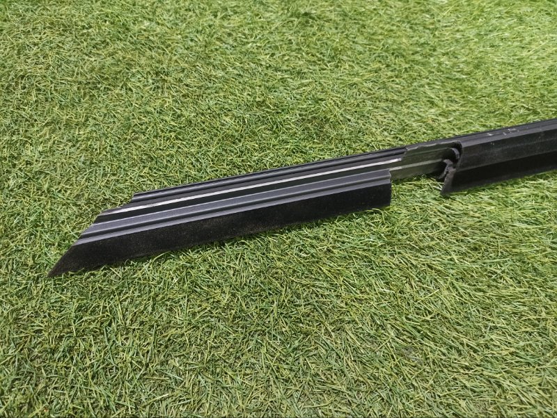 Уплотнитель стекла двери