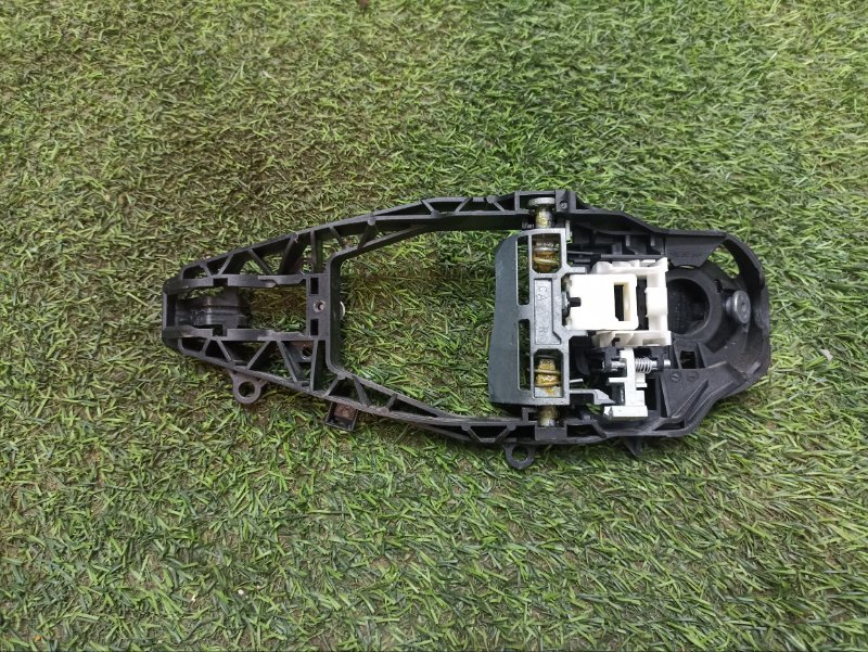 Кронштейн ручки