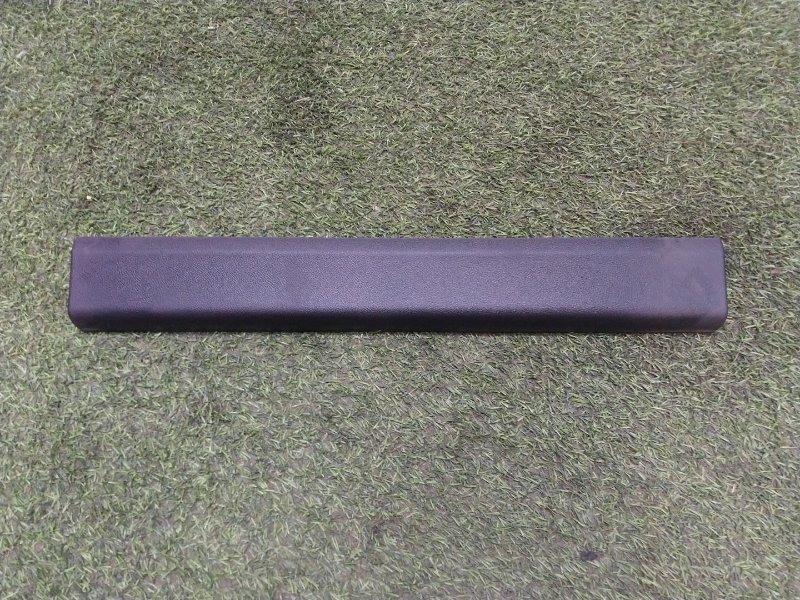 Накладка порога (внутренняя)