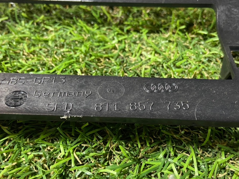 Кронштейн крепежный вспомогательный (разного назначения)