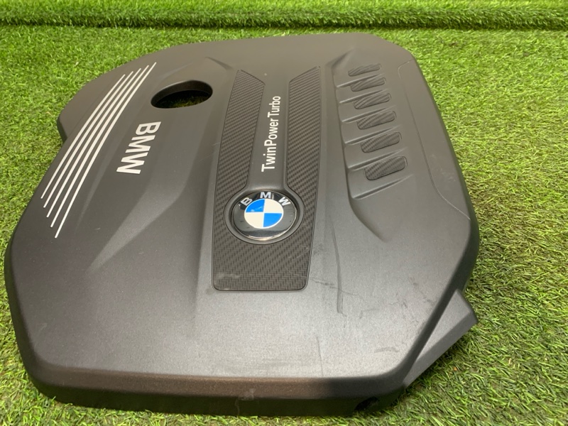 Крышка двигателя