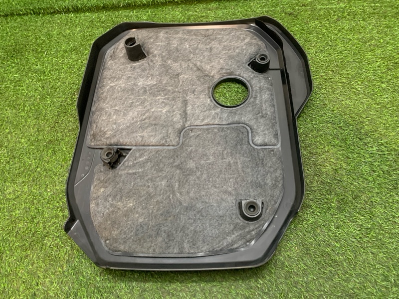 Крышка двигателя