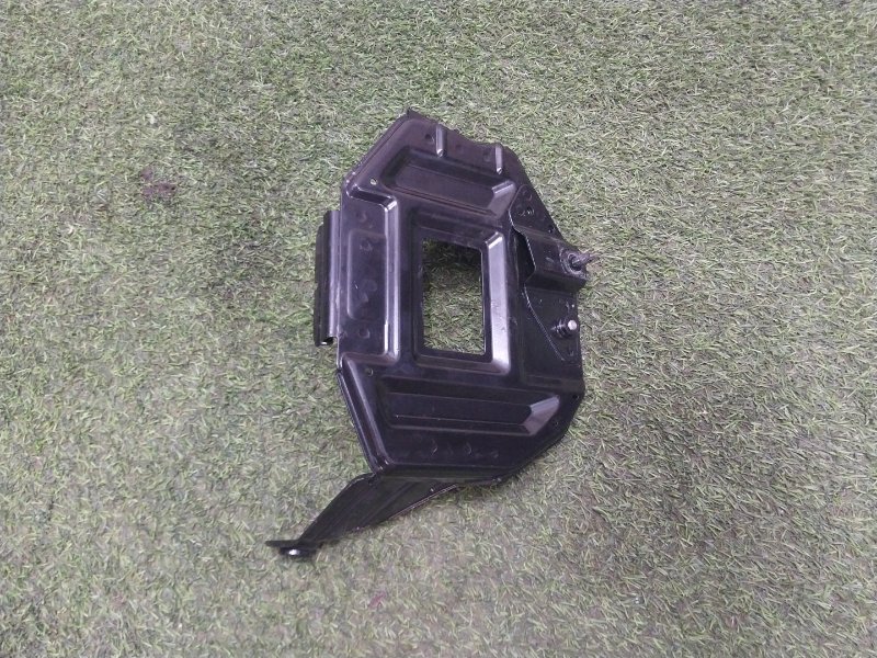 Площадка под аккумулятор (АКБ)